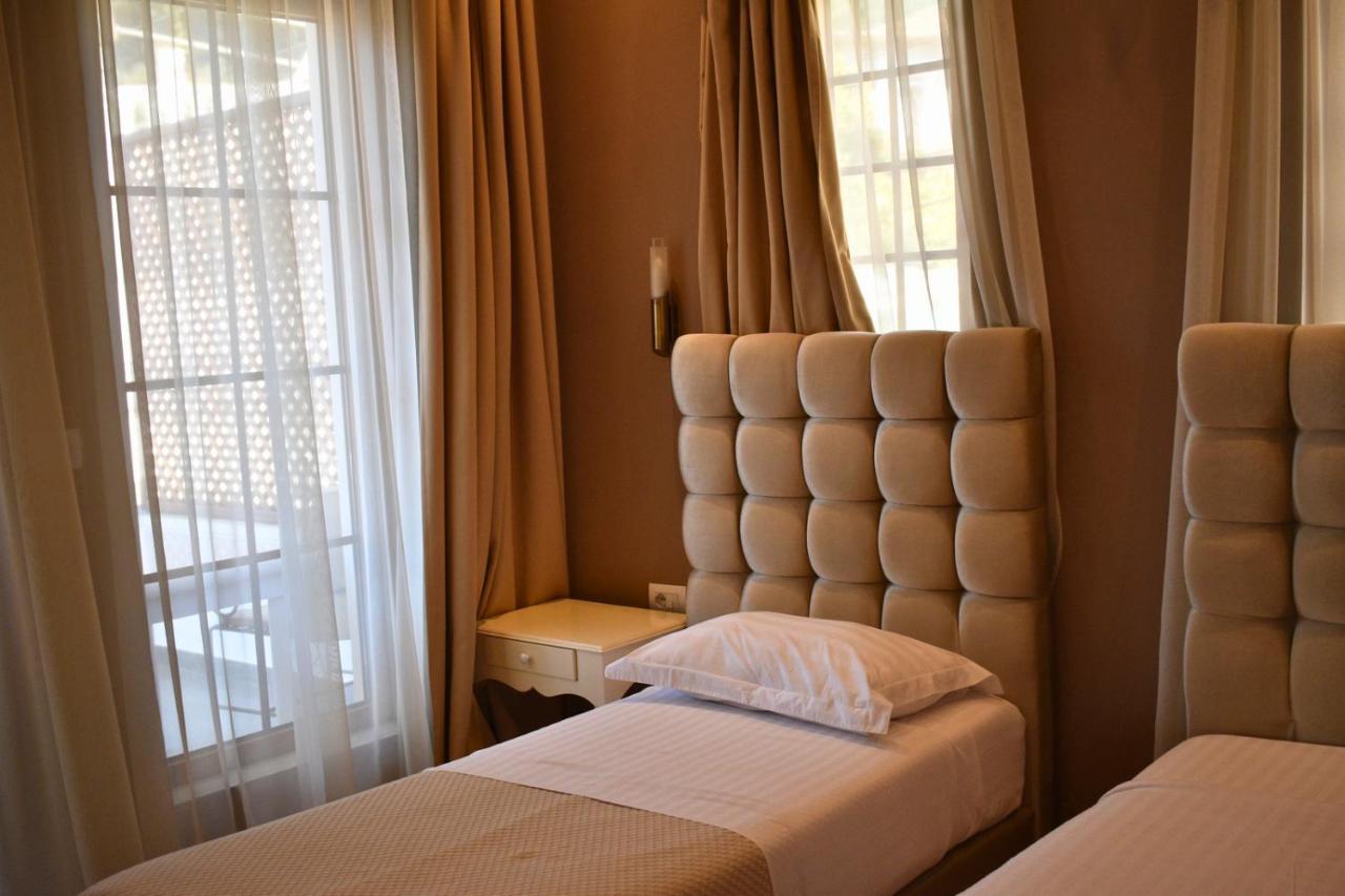 Hotel Rezidenca Desaret Berat Esterno foto