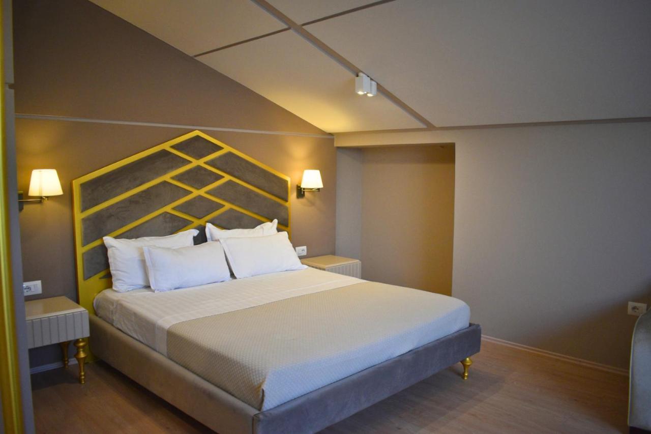 Hotel Rezidenca Desaret Berat Esterno foto