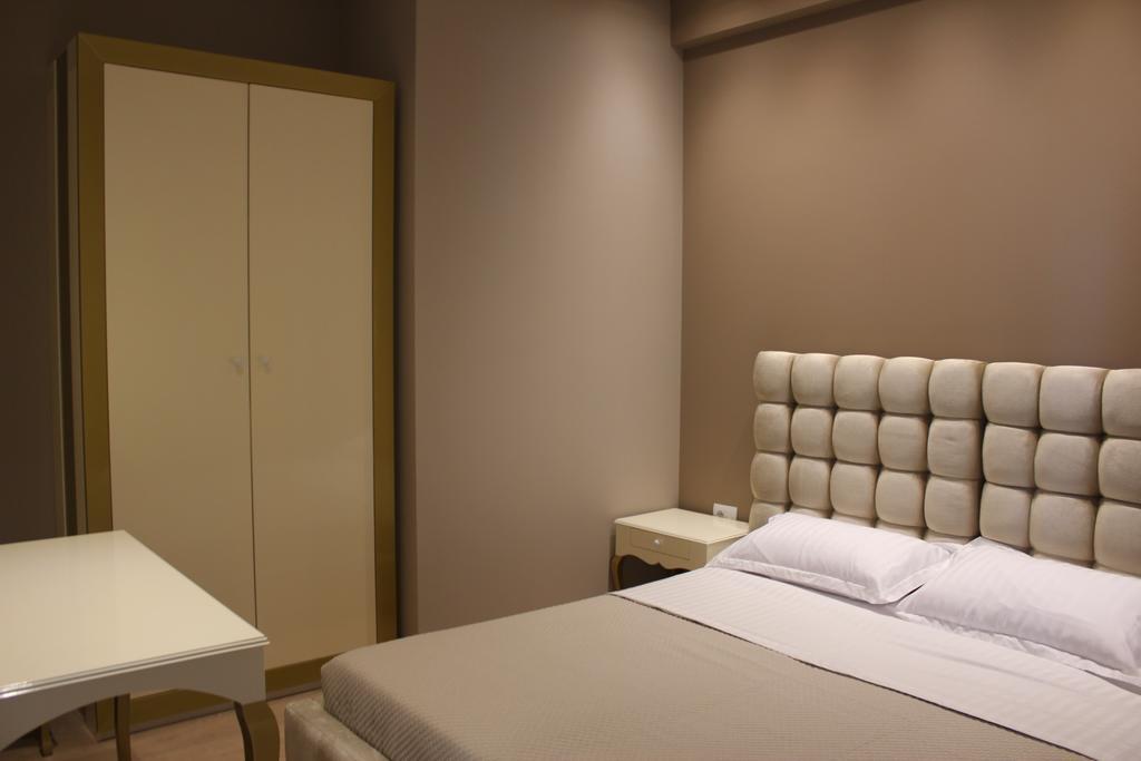 Hotel Rezidenca Desaret Berat Camera foto